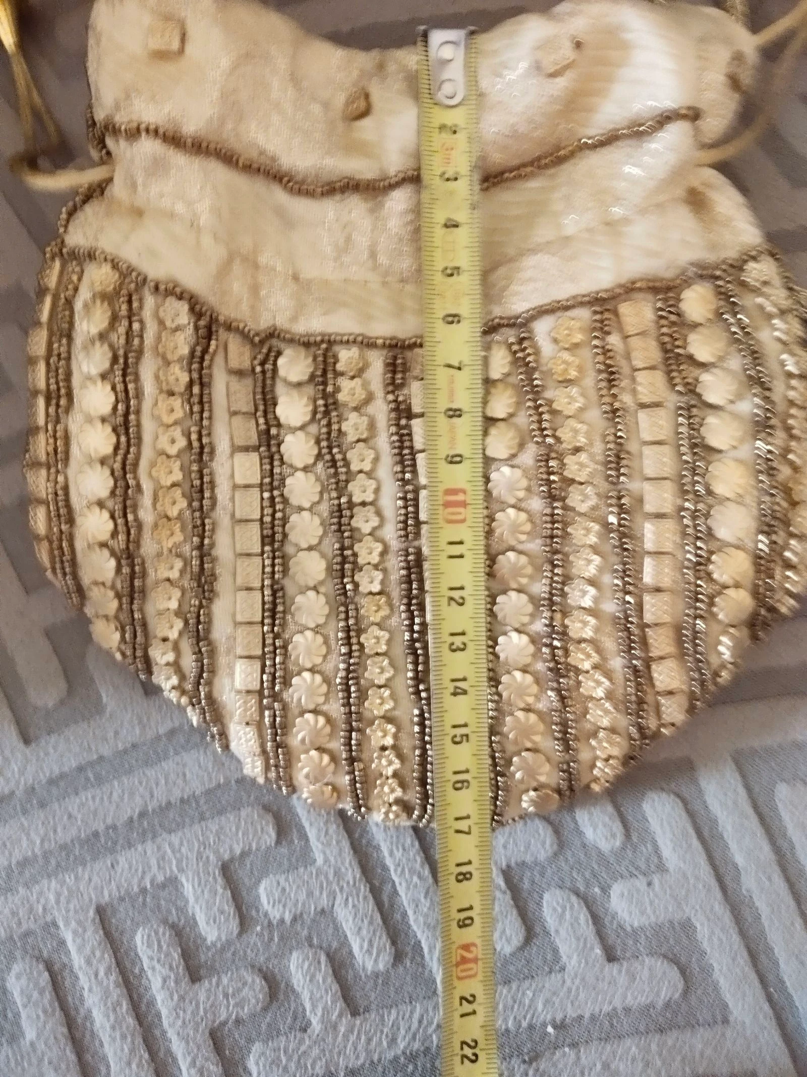 Bolsito bombonera dorado – photo 12